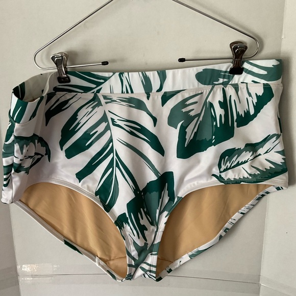 Cacique Other - Cacique Green and White Bikini Tropical Print Swimwear bottom size 26